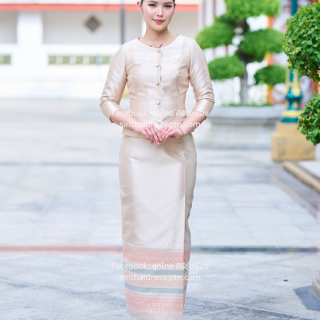ชุดไทยเรือนต้นสีทอง