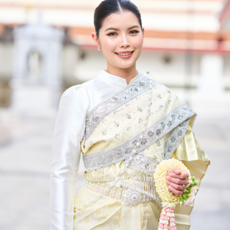 ชุดไทยจักพรรดิ์ แบบมีแขน